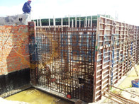 Установка опалубки при строительстве резервуаров чистой воды